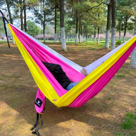 キャンプ用アウトドア軽量高耐荷重転倒防止ポータブルスイングレジャーダブルハンモック 