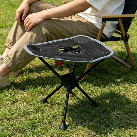 360°回転 折りたたみ キャンプスツール 3脚 アルミニウム合金 ポータブル アウトドア 釣り ハイキング 家具スツール 